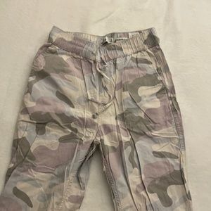 Hollister Camo High Waisted Joggers